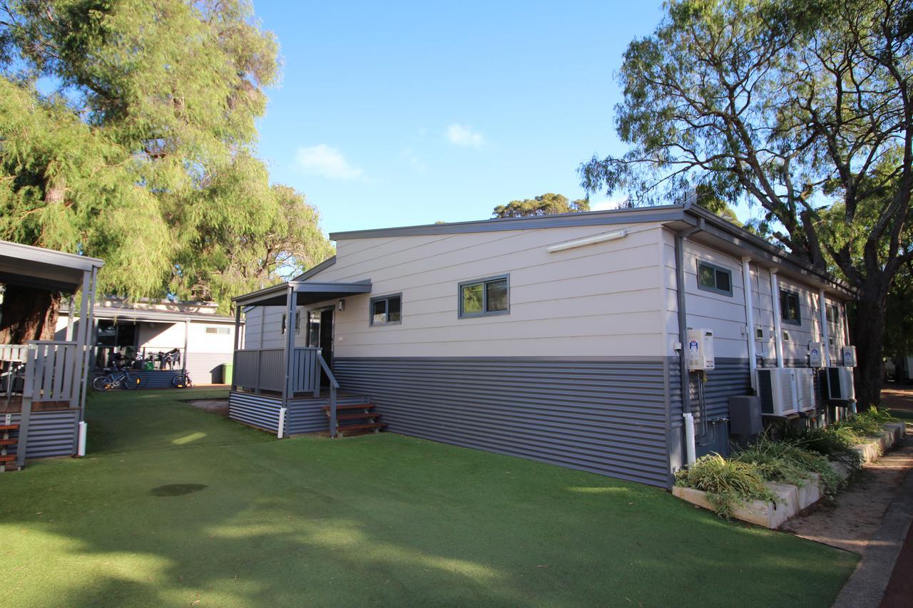 Margaret River Tourist Park Экстерьер фото